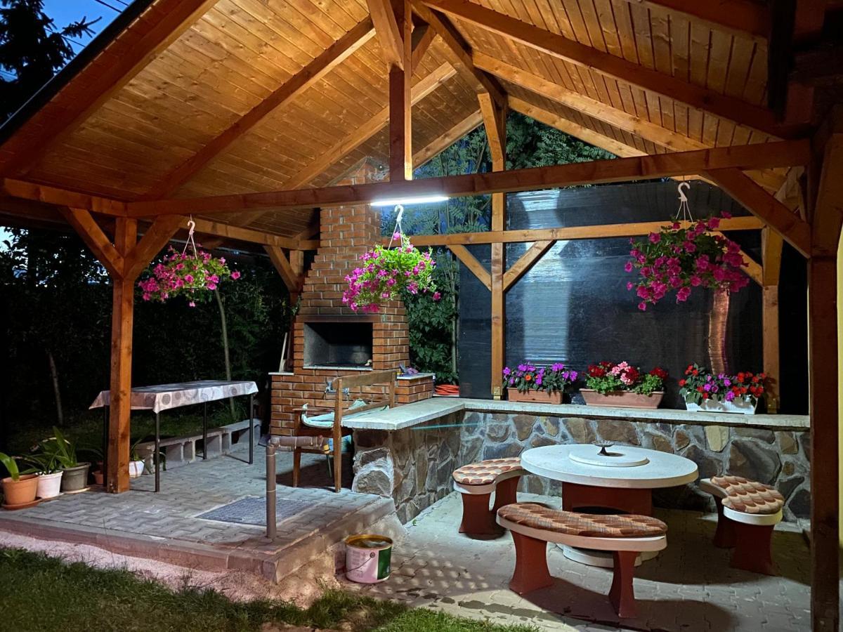 Vila Eszter Hotel Sovata Eksteriør billede