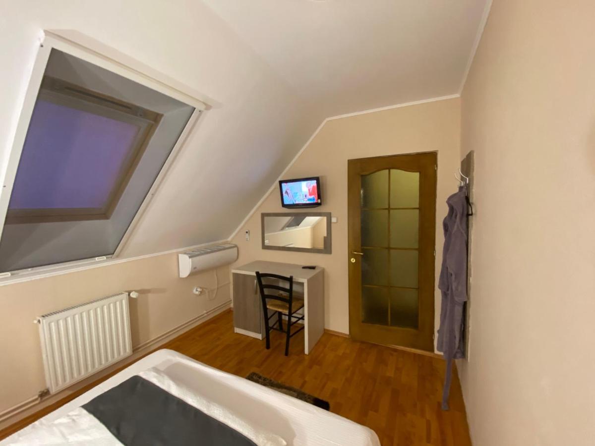 Vila Eszter Hotel Sovata Eksteriør billede